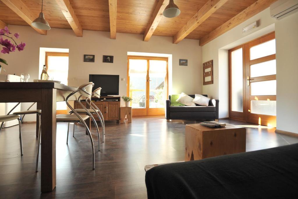 Apartment House Blazar Tolmin Rum bild